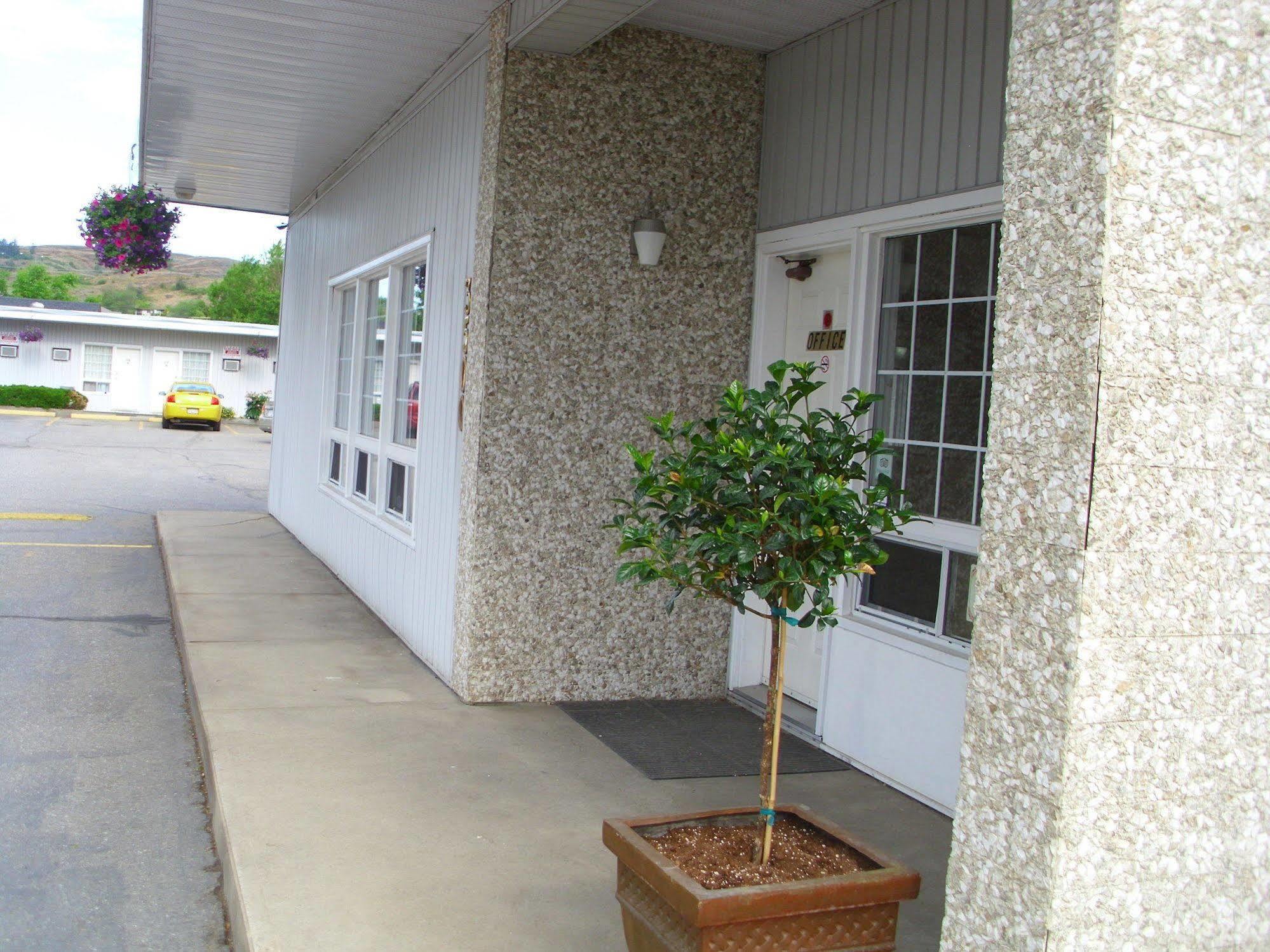 Schell Motel Express Vernon Exterior photo
