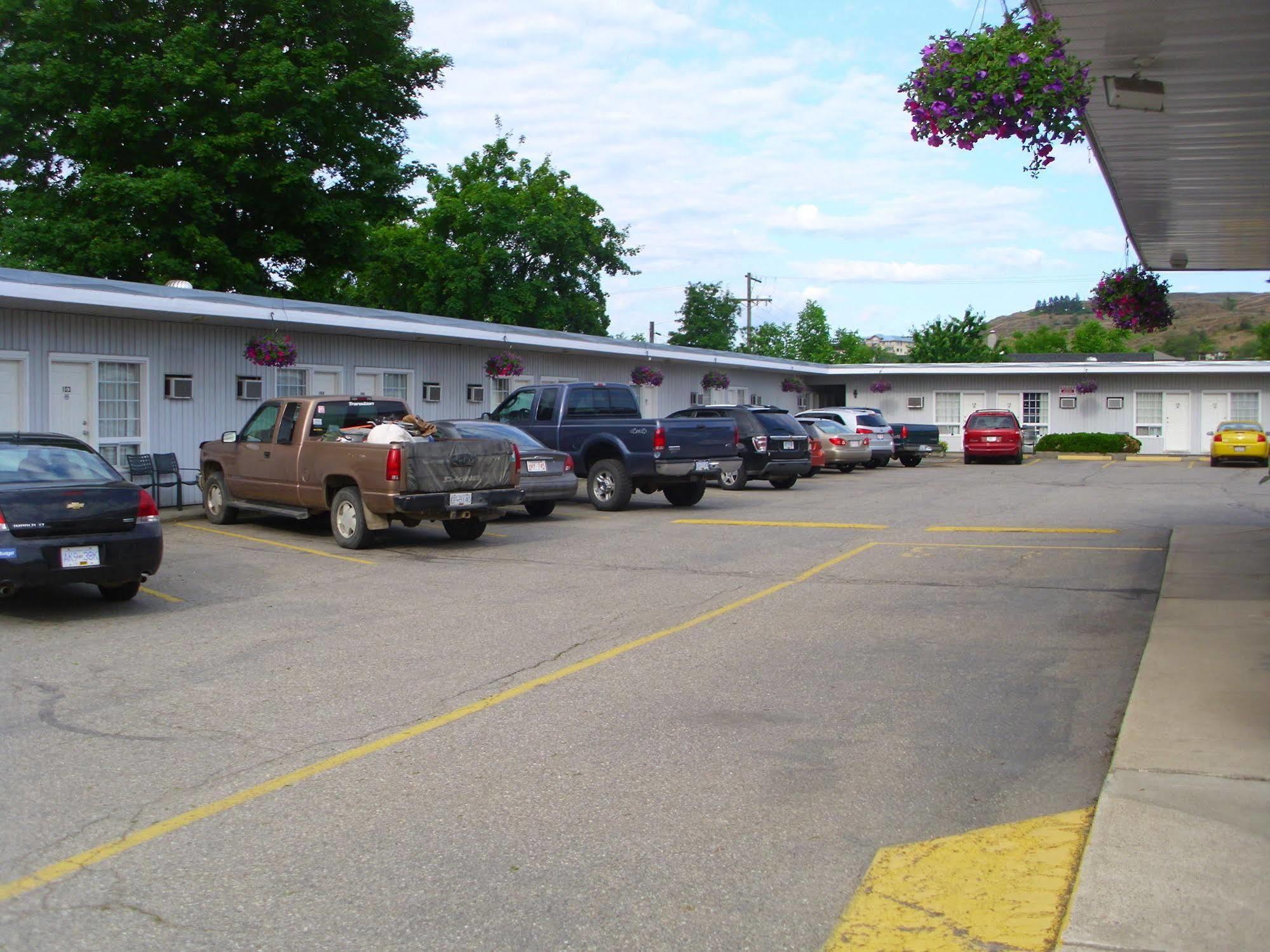 Schell Motel Express Vernon Exterior photo